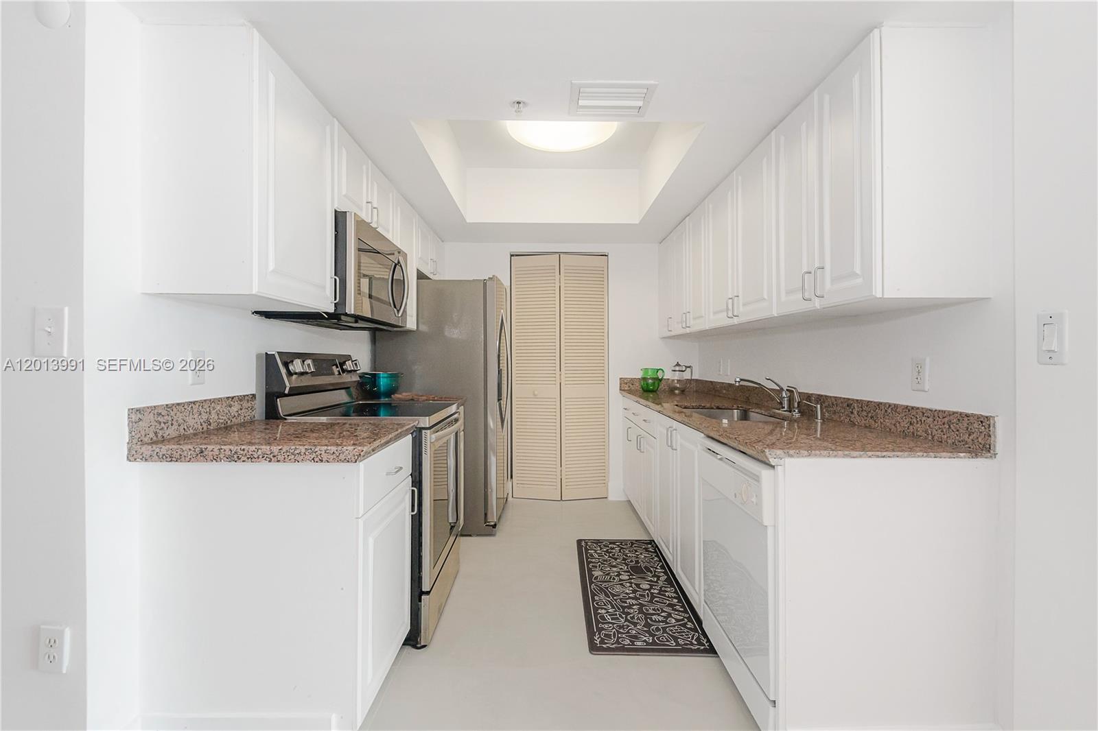 90 Alton Rd #1007 Miami Beach, FL 33139