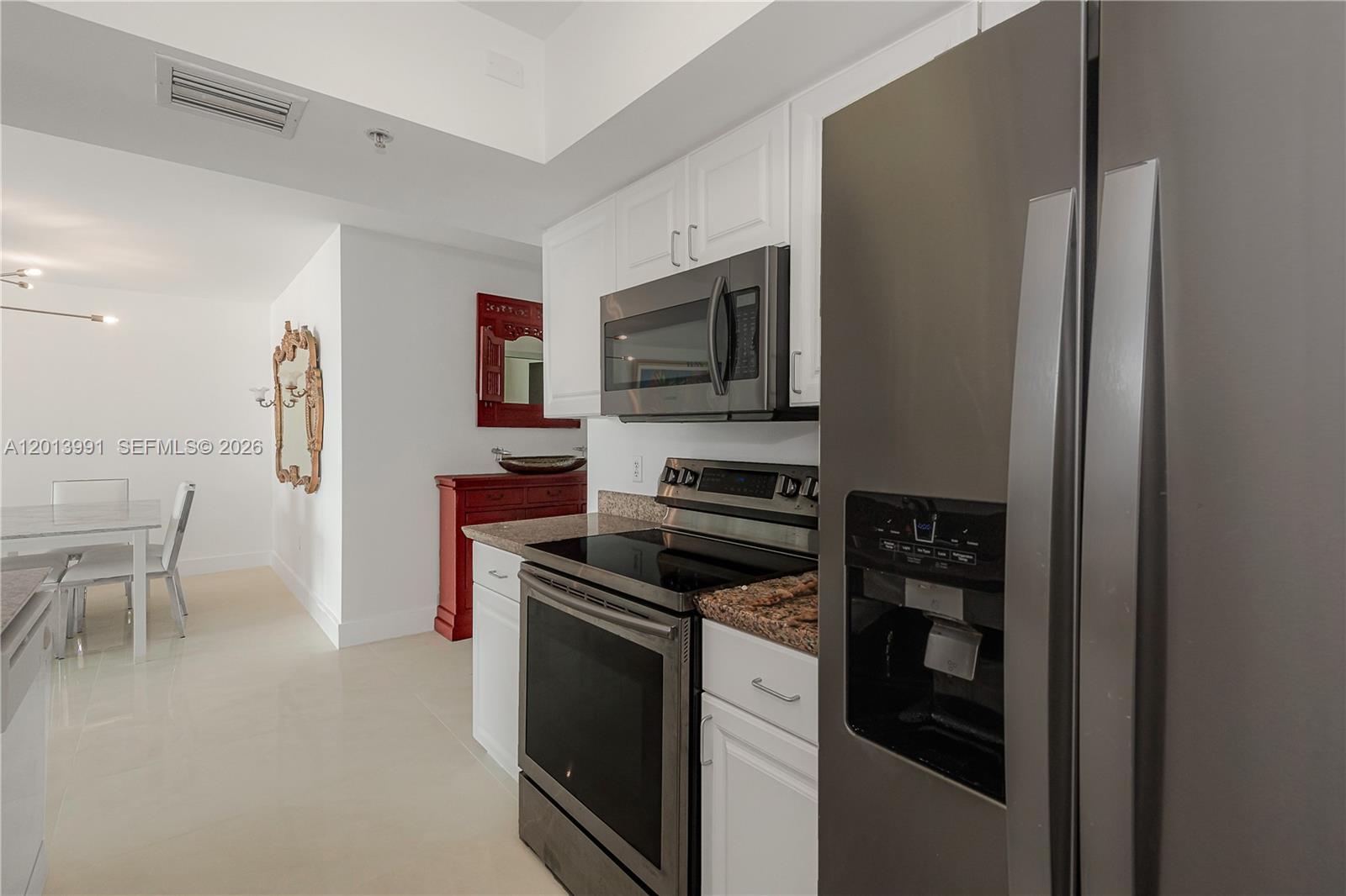 90 Alton Rd #1007 Miami Beach, FL 33139