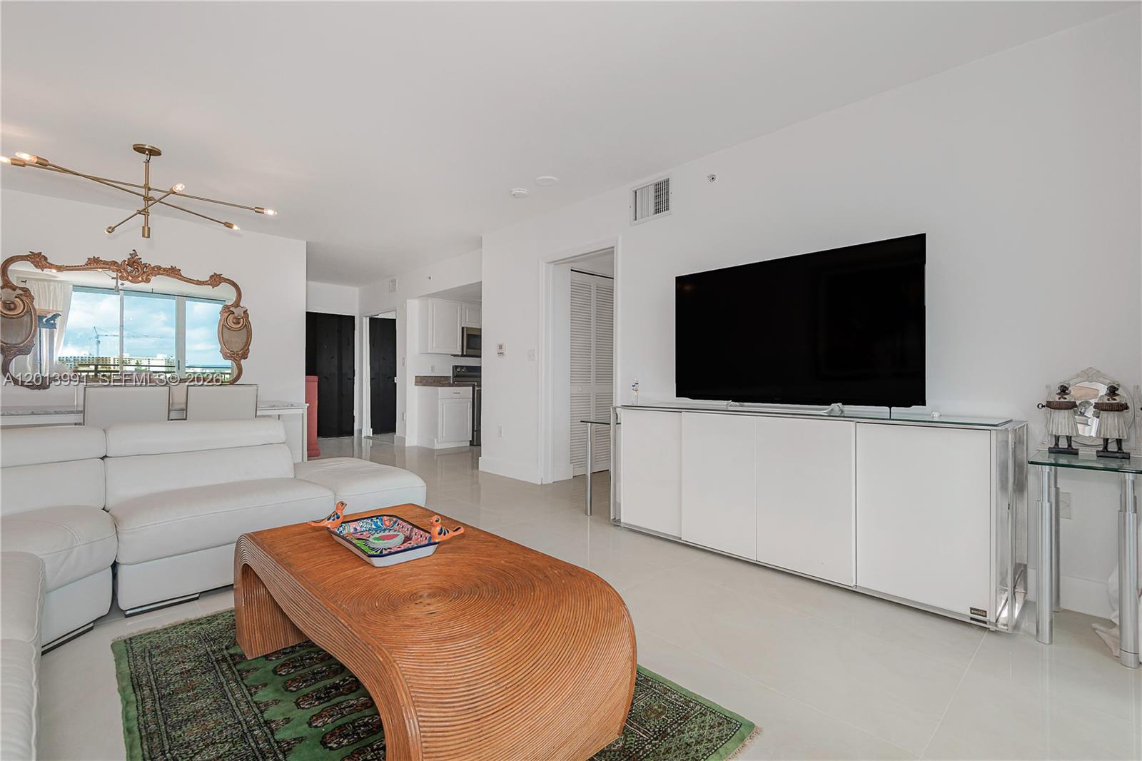 90 Alton Rd #1007 Miami Beach, FL 33139