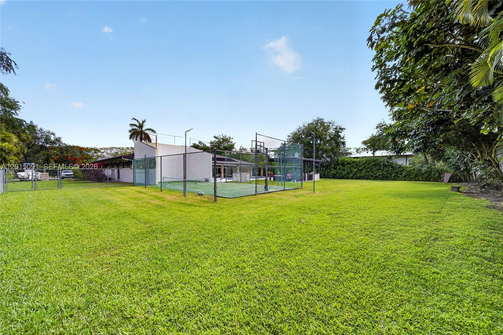 6650 SW 112th St Pinecrest, FL 33156