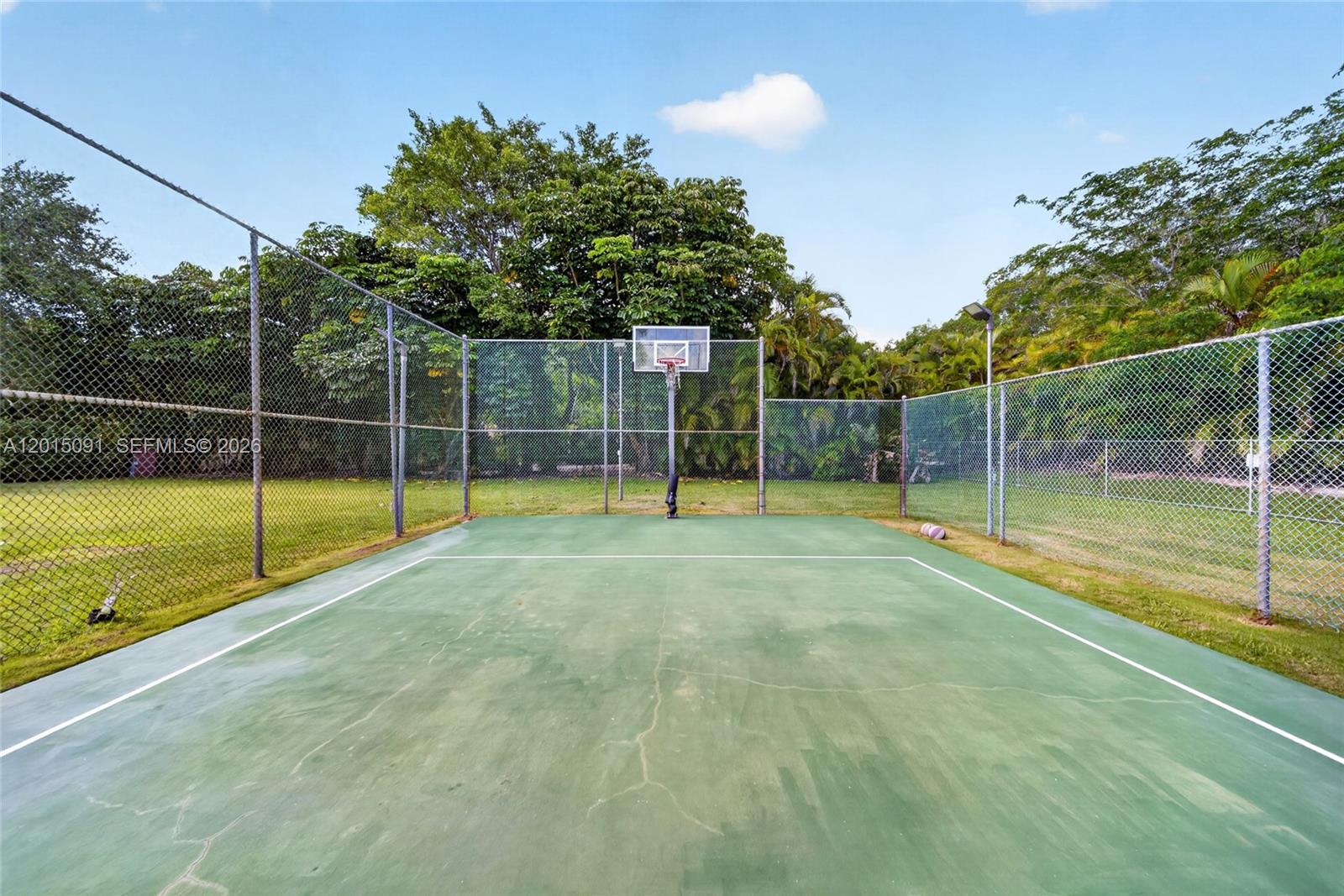 6650 SW 112th St Pinecrest, FL 33156