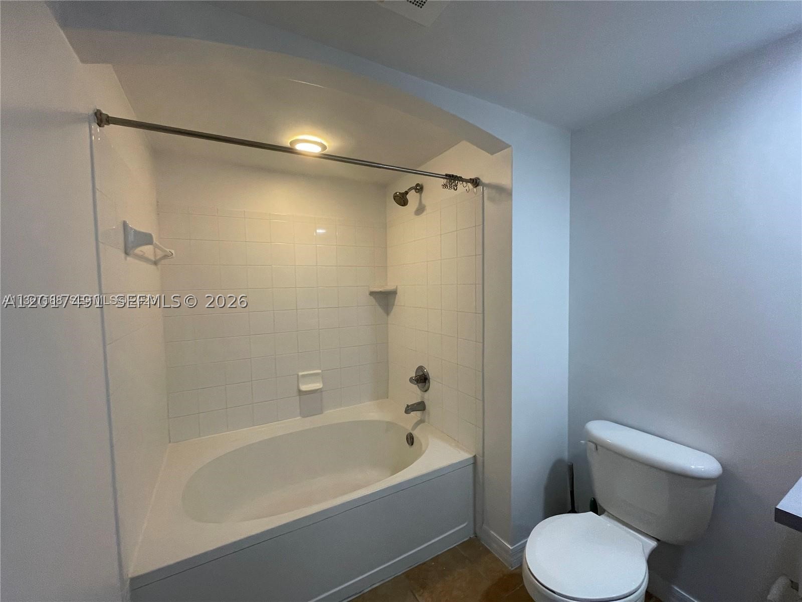 image The Waverly at Surfside13
