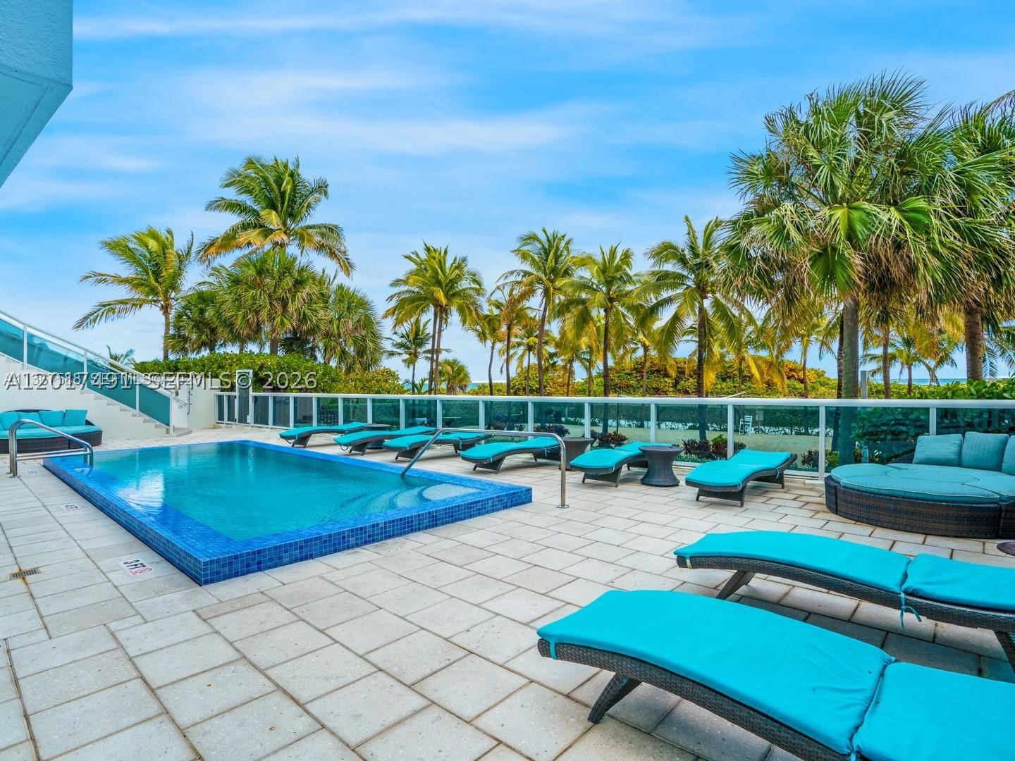 image The Waverly at Surfside25