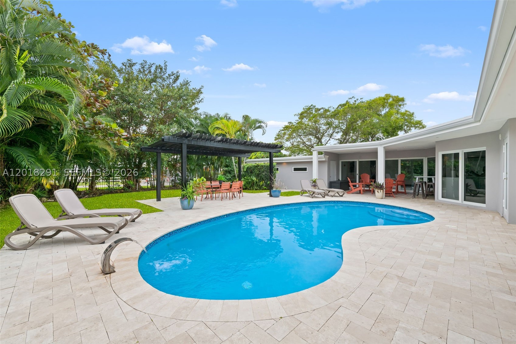 2711 Mayan Dr