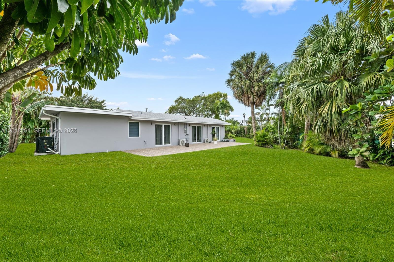 2711 Mayan Dr Fort Lauderdale, FL 33316
