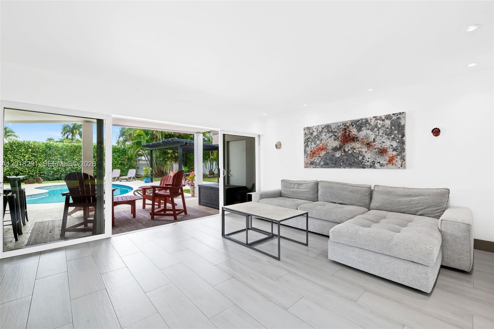 2711 Mayan Dr Fort Lauderdale, FL 33316