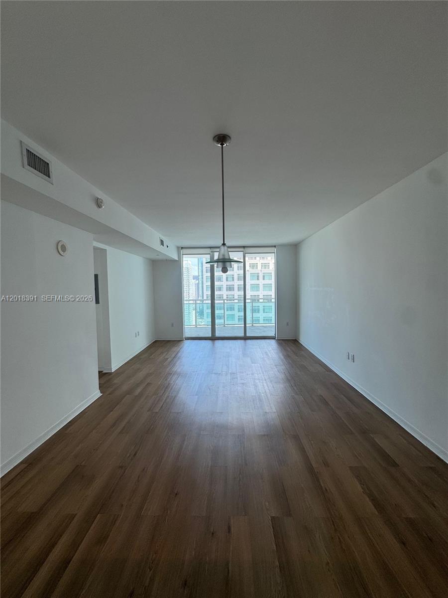 image The Plaza on Brickell West1