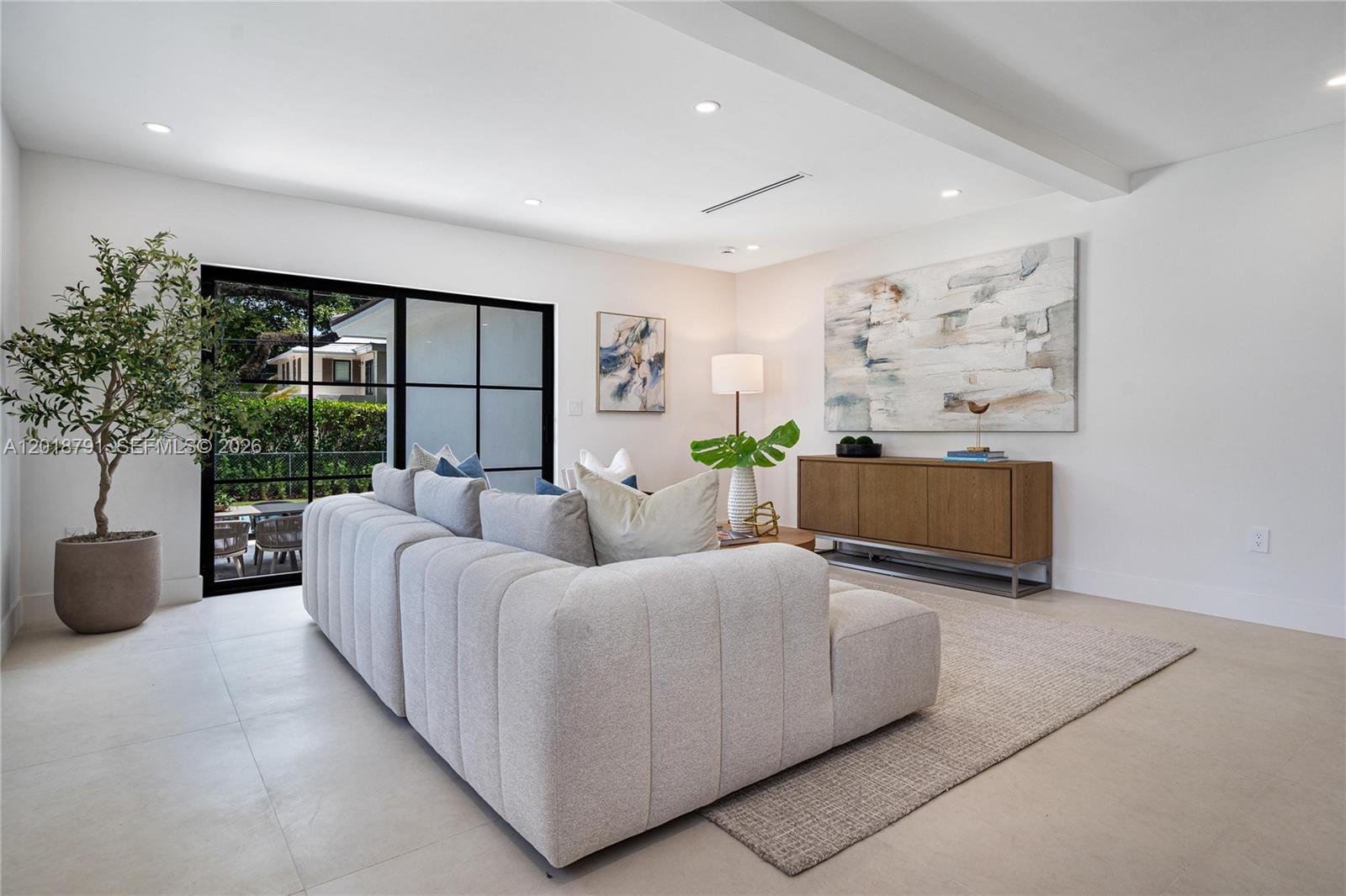 1037 Sevilla Ave Coral Gables, FL 33134