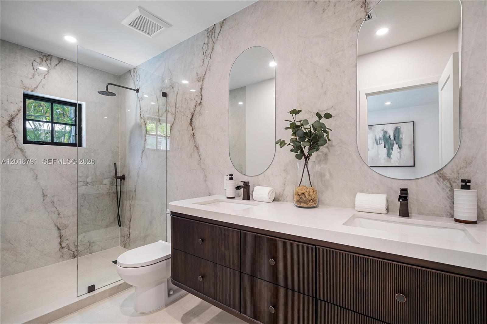 1037 Sevilla Ave Coral Gables, FL 33134