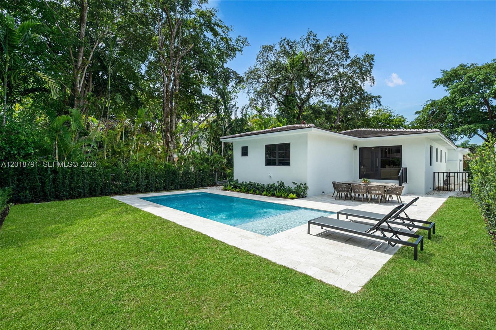 1037 Sevilla Ave Coral Gables, FL 33134
