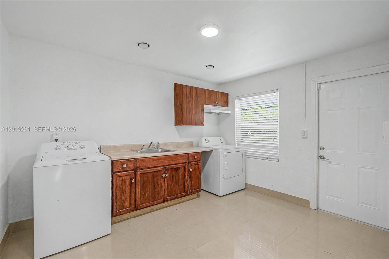 5917 SW 62nd Ter South Miami, FL 33143