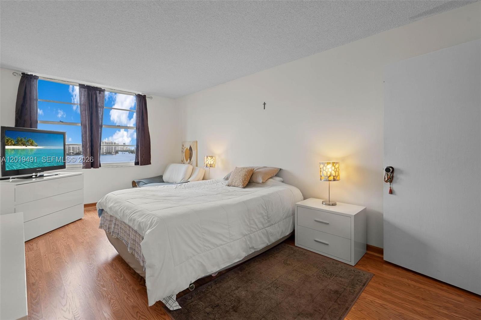 image Winston Towers 50017
