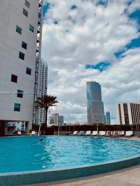 image 500 Brickell East4