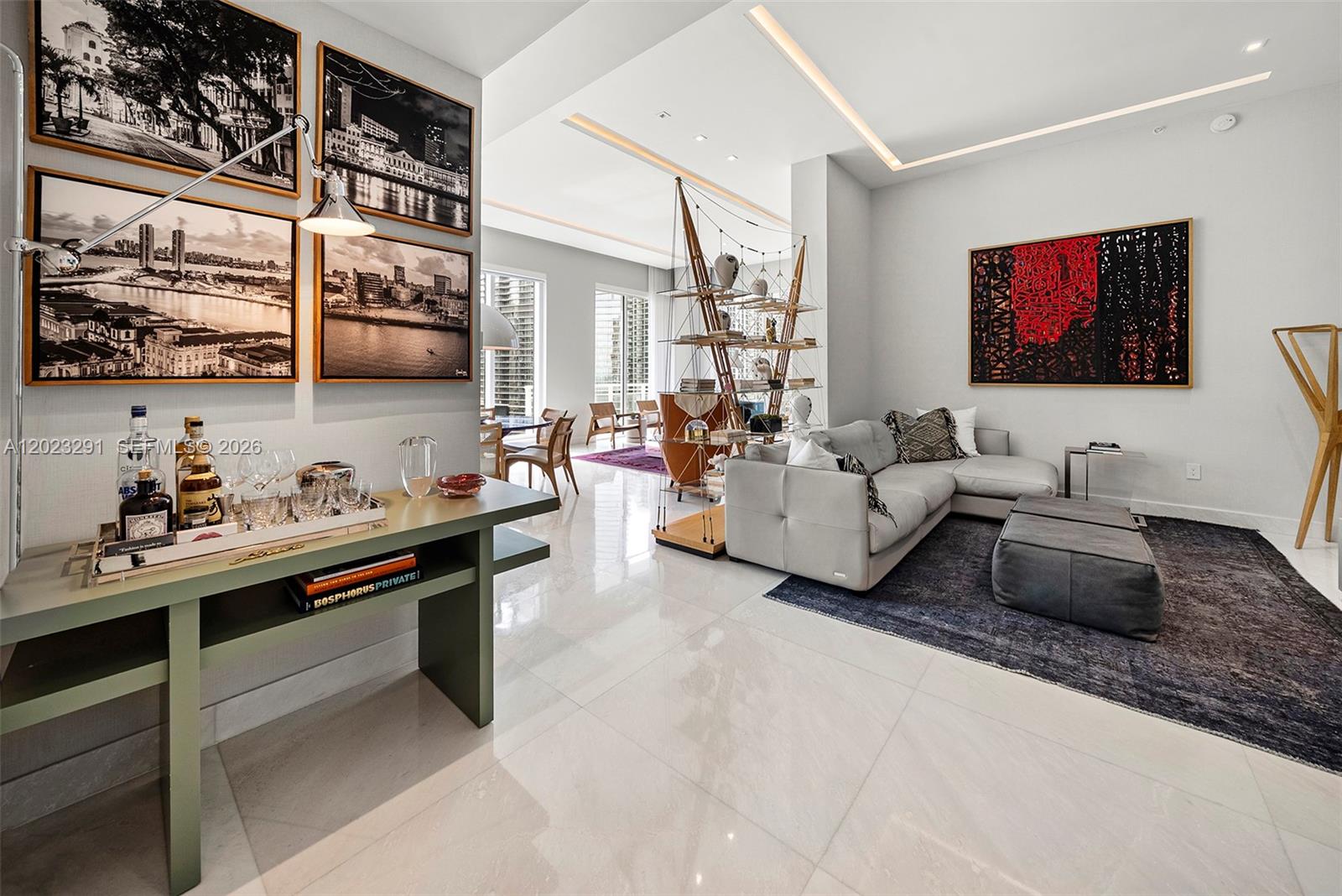 900 Brickell Key Blvd #1801 Miami, FL 33131