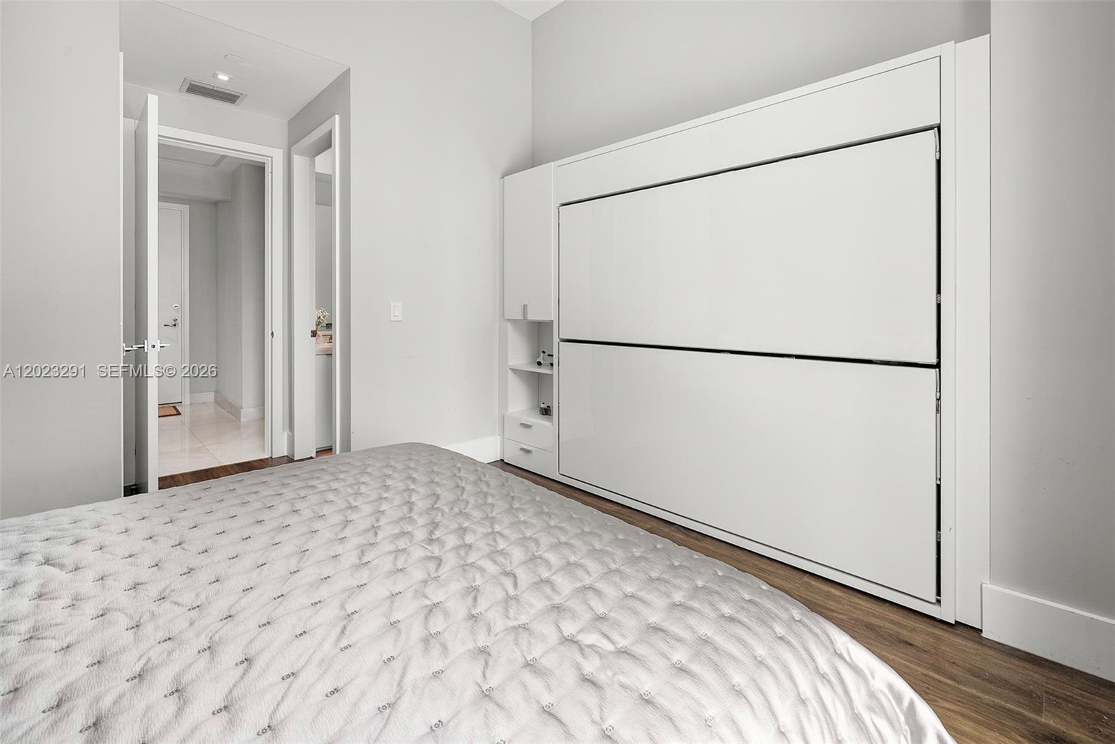 900 Brickell Key Blvd #1801 Miami, FL 33131