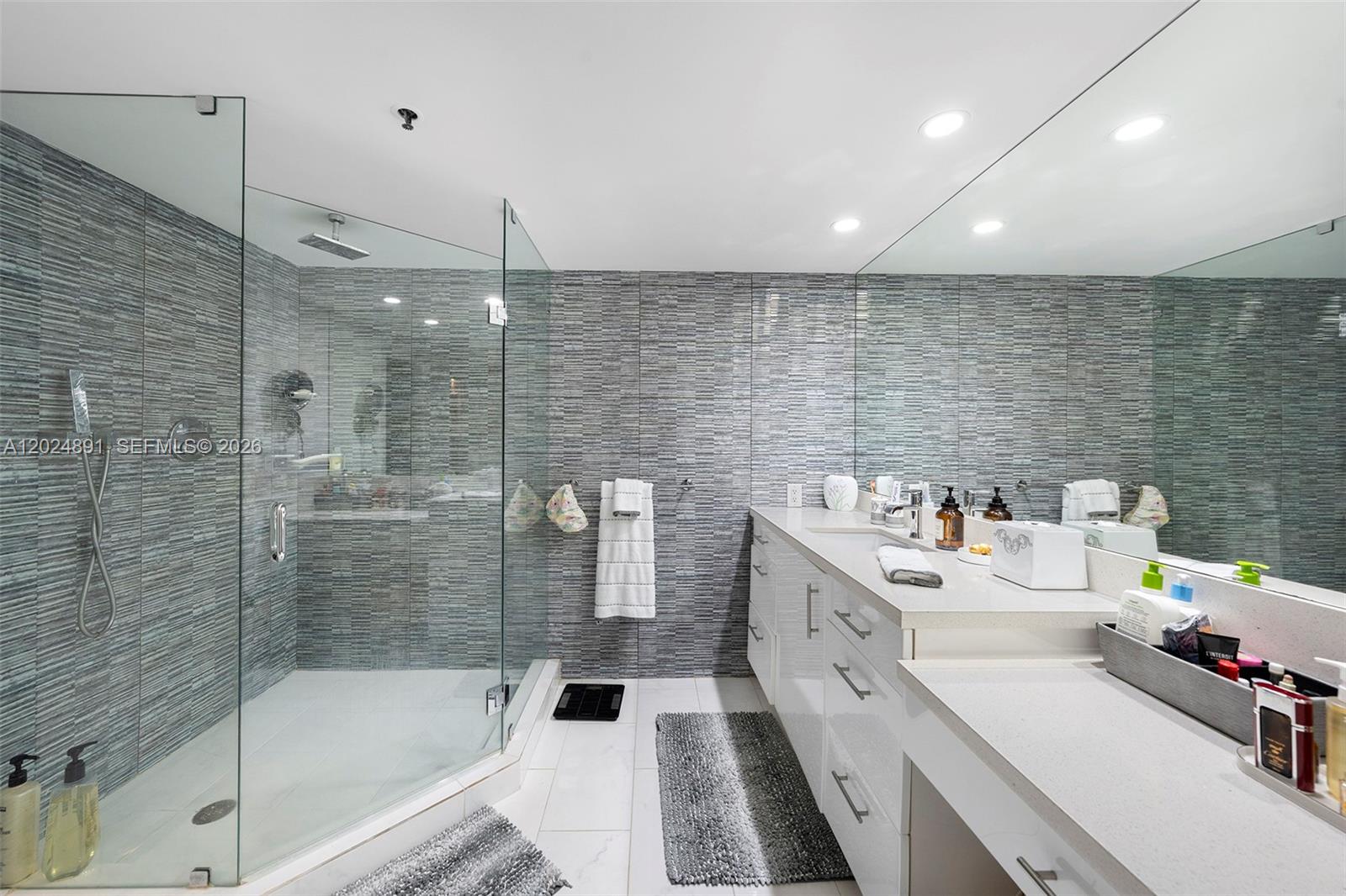 10175 Collins Ave #1505 Bal Harbour, FL 33154