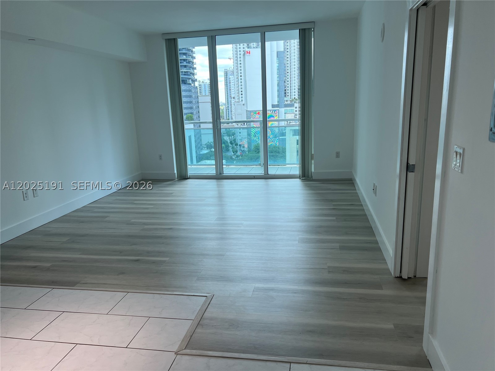 image The Plaza on Brickell West3