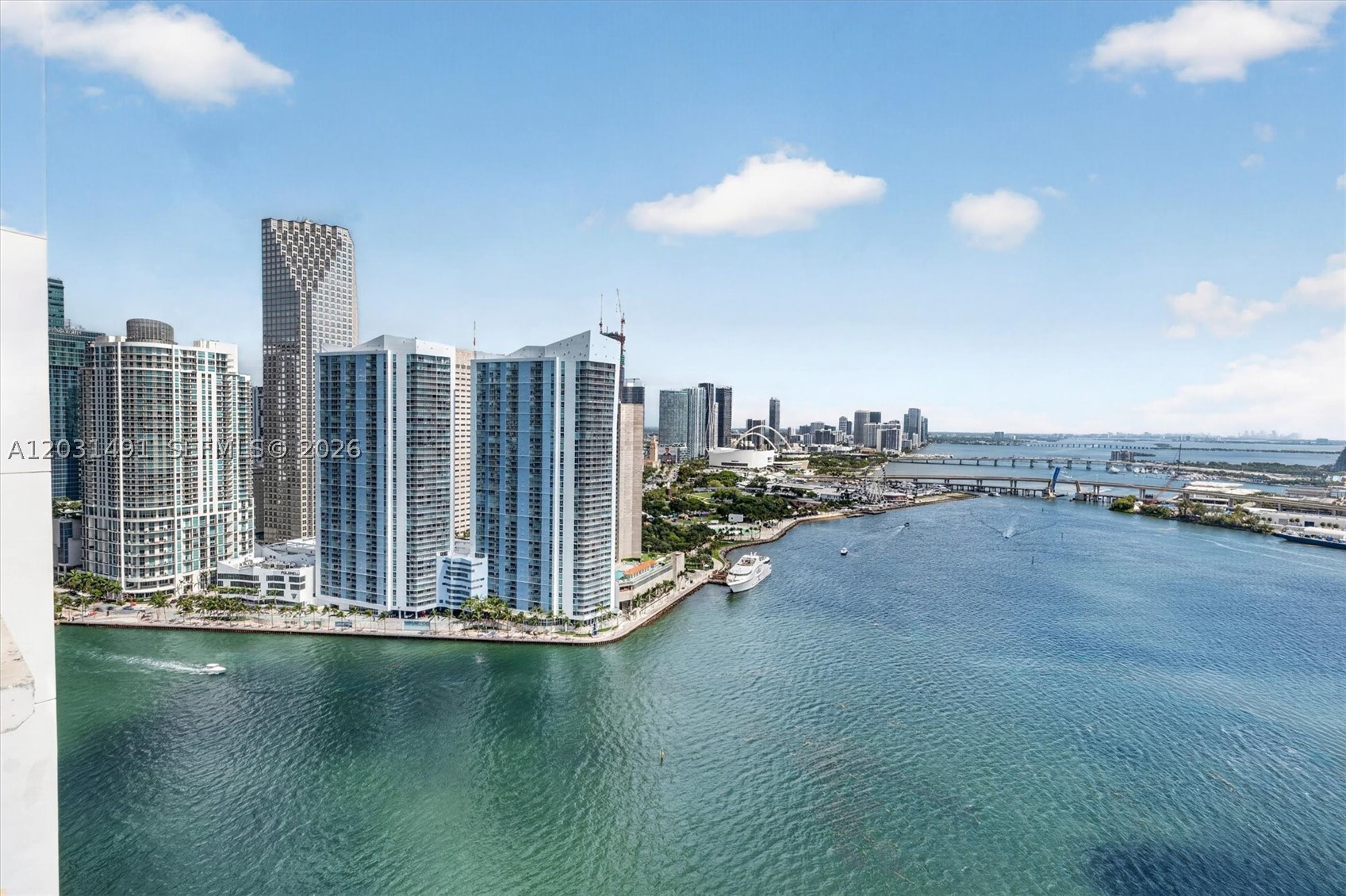848 Brickell Key Dr #3402 Miami, FL 33131