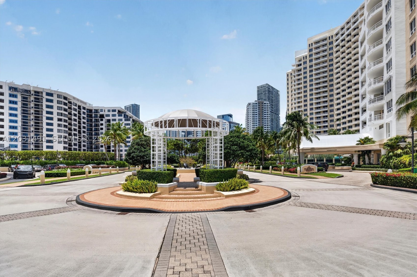 848 Brickell Key Dr #3402 Miami, FL 33131