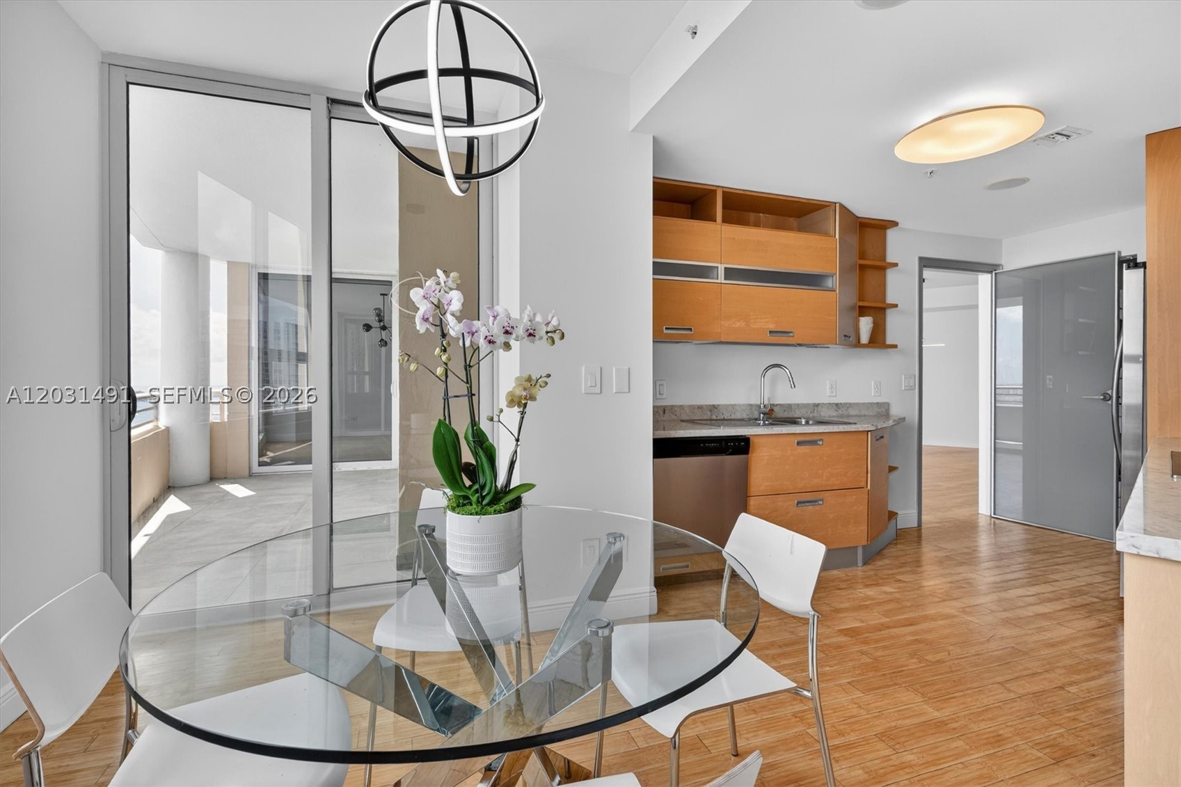 848 Brickell Key Dr #3402 Miami, FL 33131