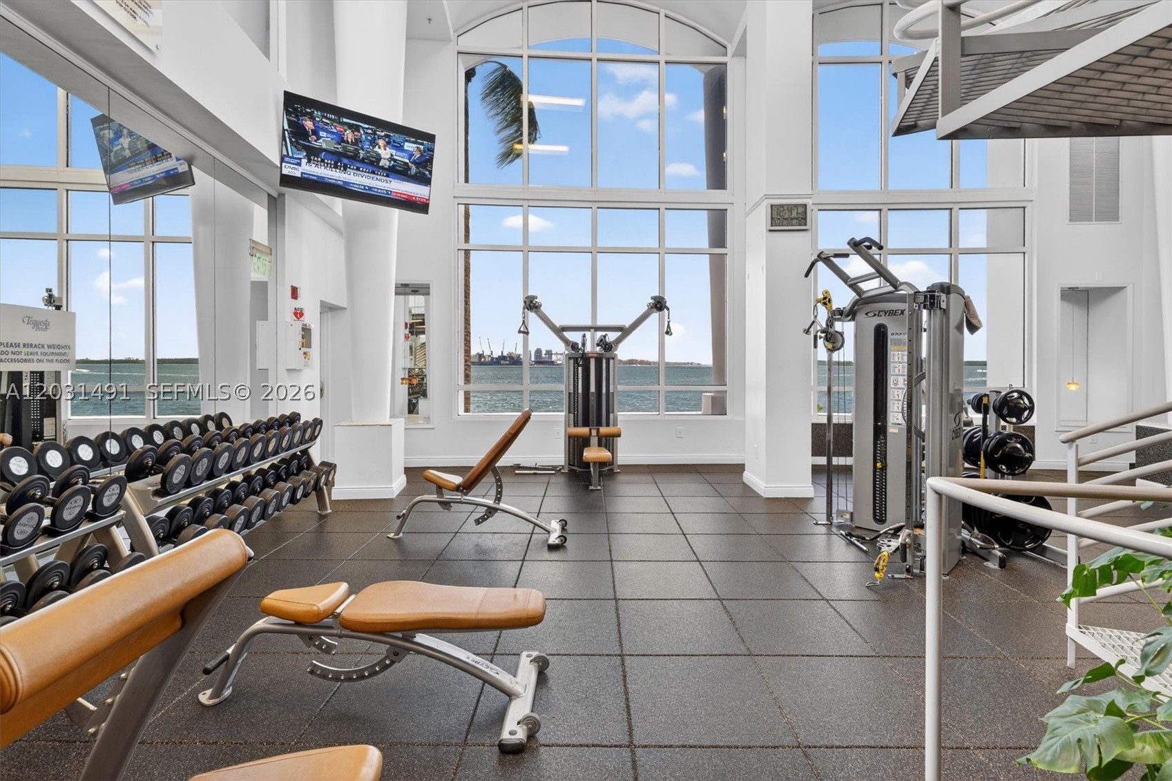 848 Brickell Key Dr #3402 Miami, FL 33131