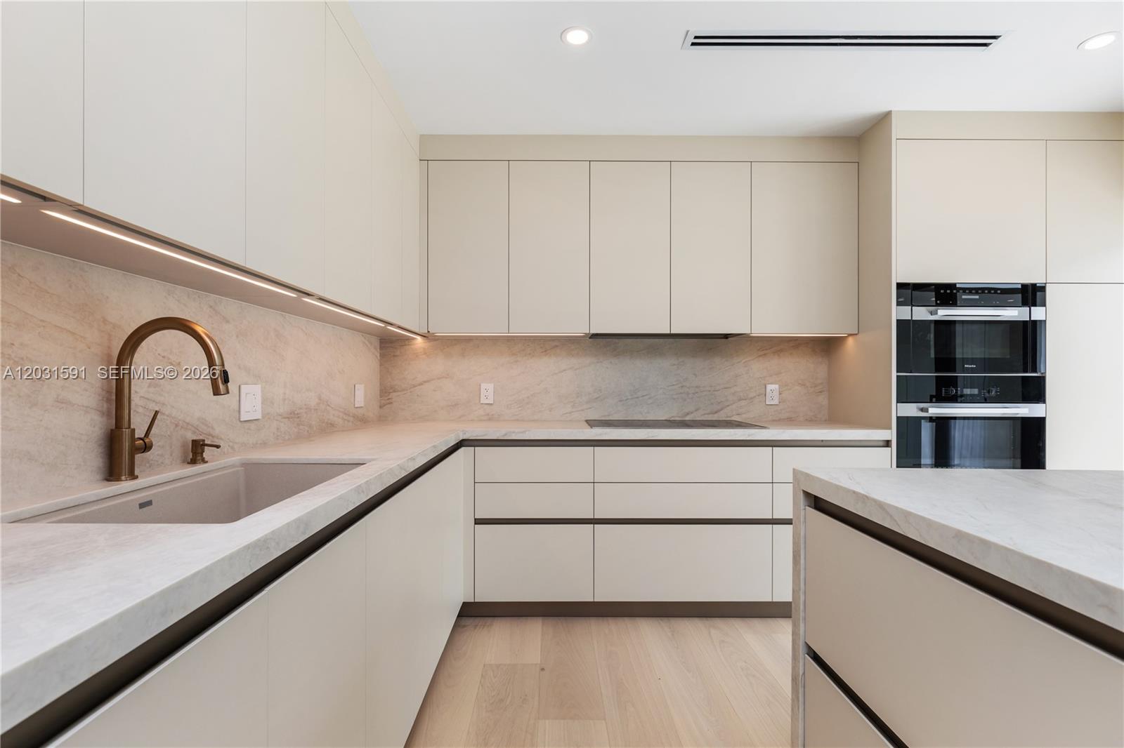 118 Sarto Ave Coral Gables, FL 33134