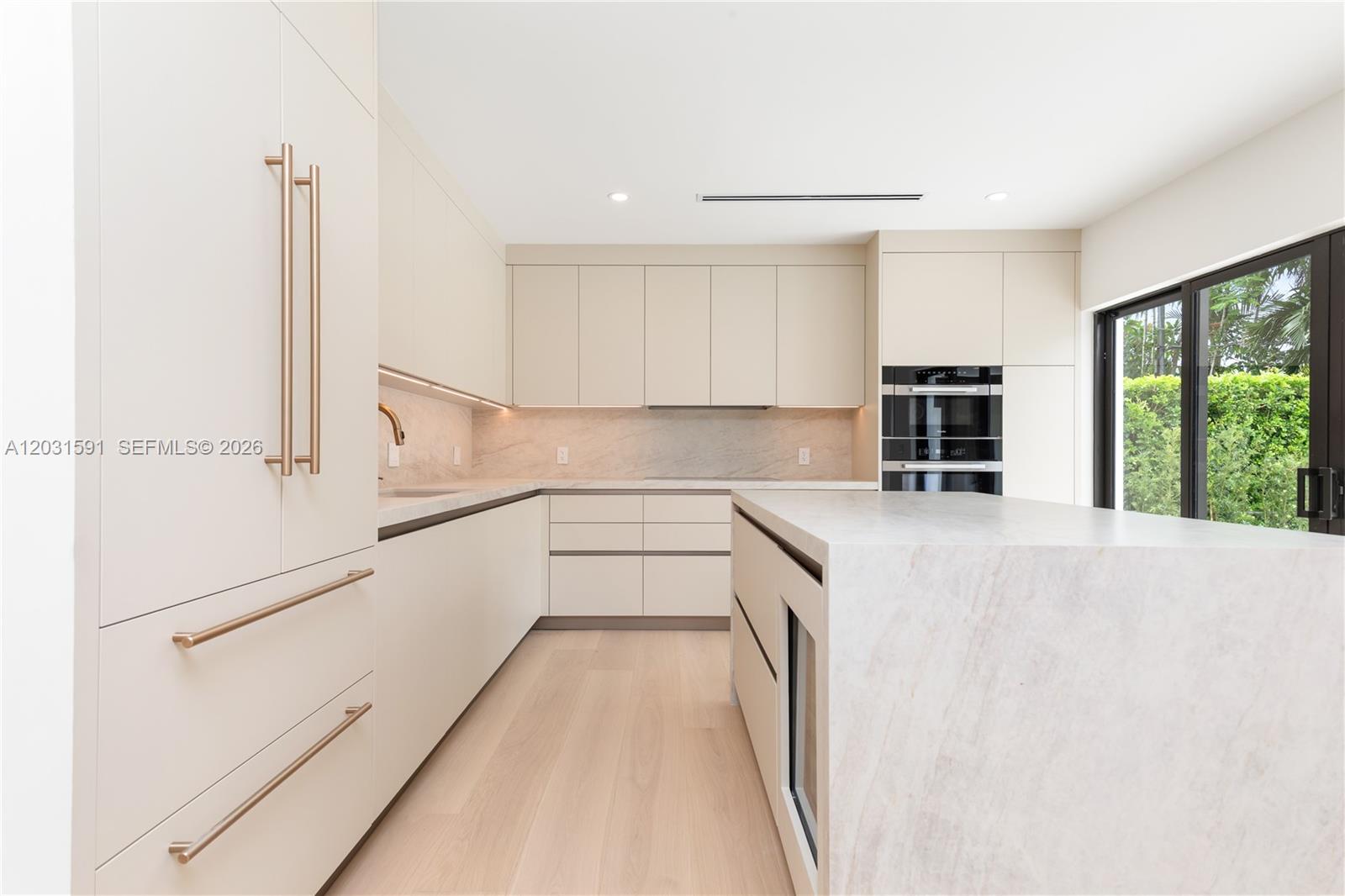 118 Sarto Ave Coral Gables, FL 33134