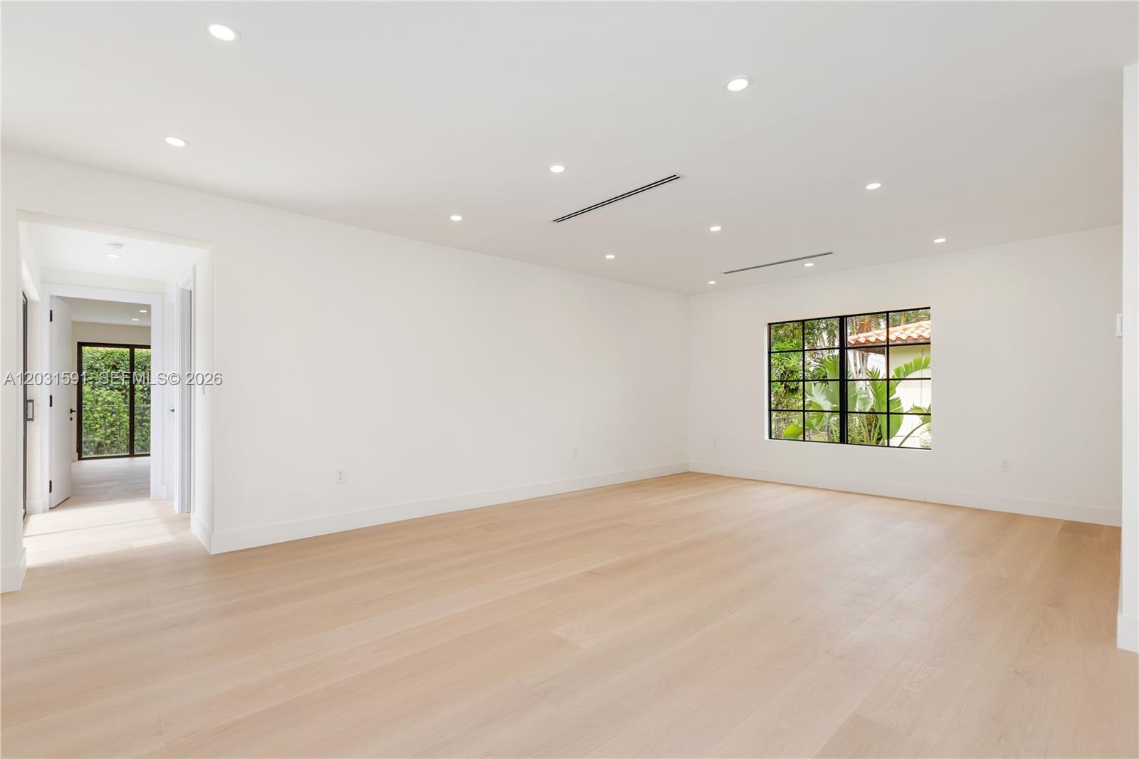 118 Sarto Ave Coral Gables, FL 33134