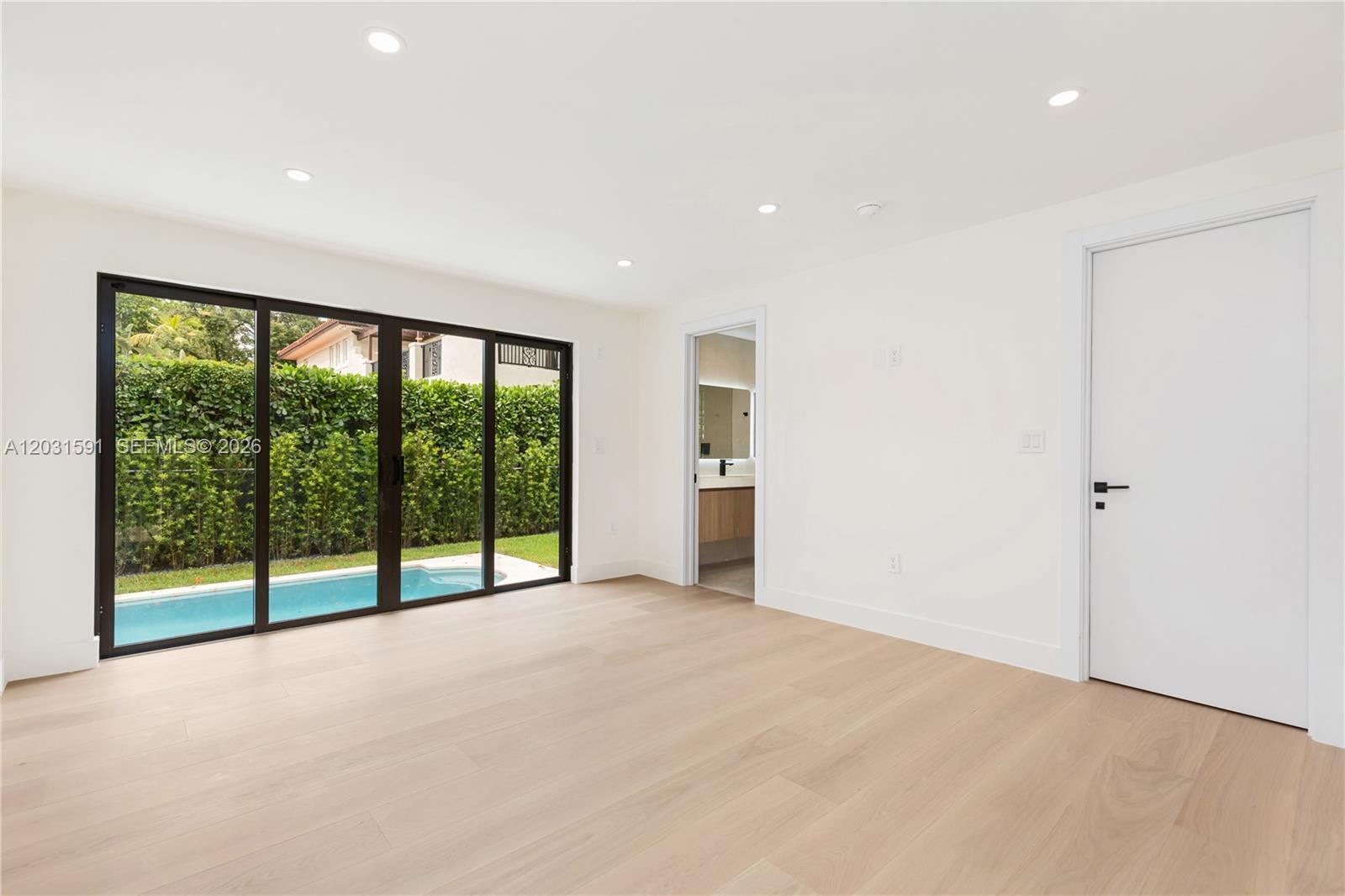 118 Sarto Ave Coral Gables, FL 33134