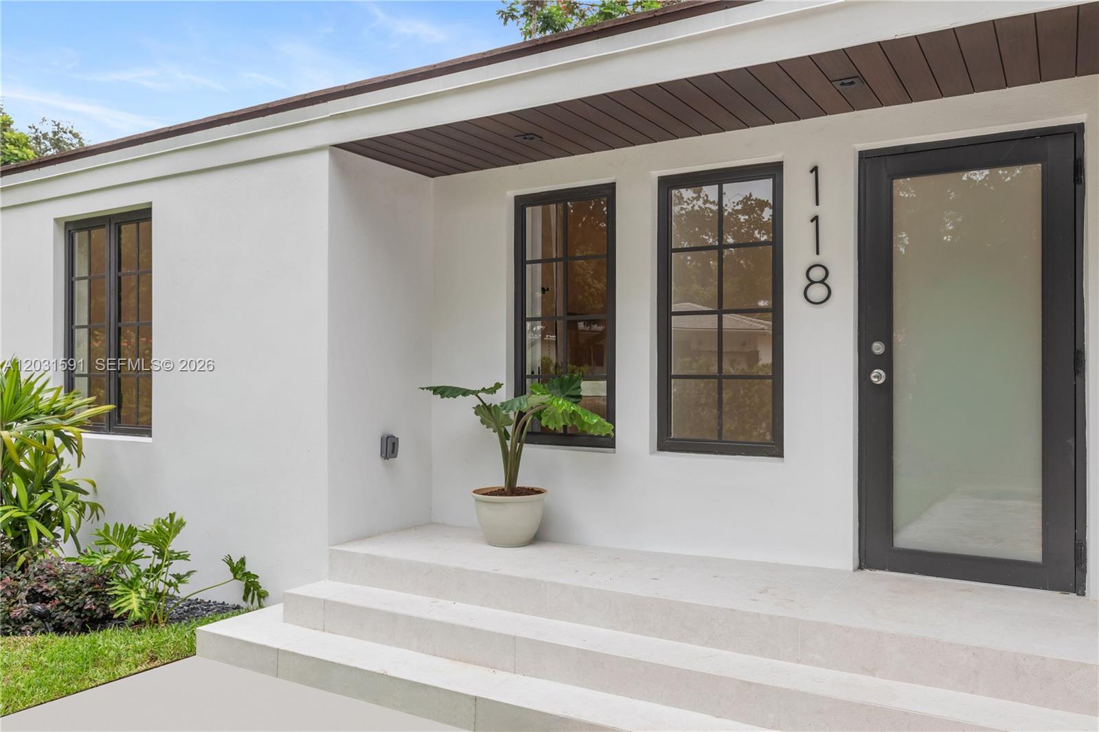 118 Sarto Ave Coral Gables, FL 33134