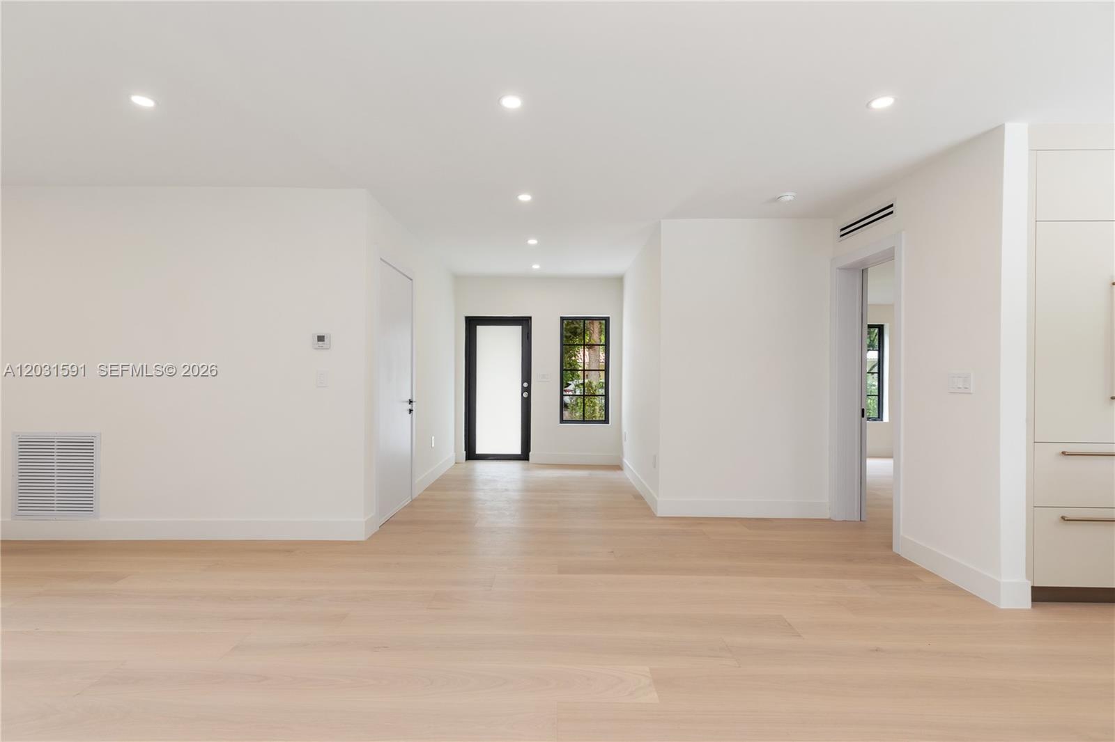 118 Sarto Ave Coral Gables, FL 33134