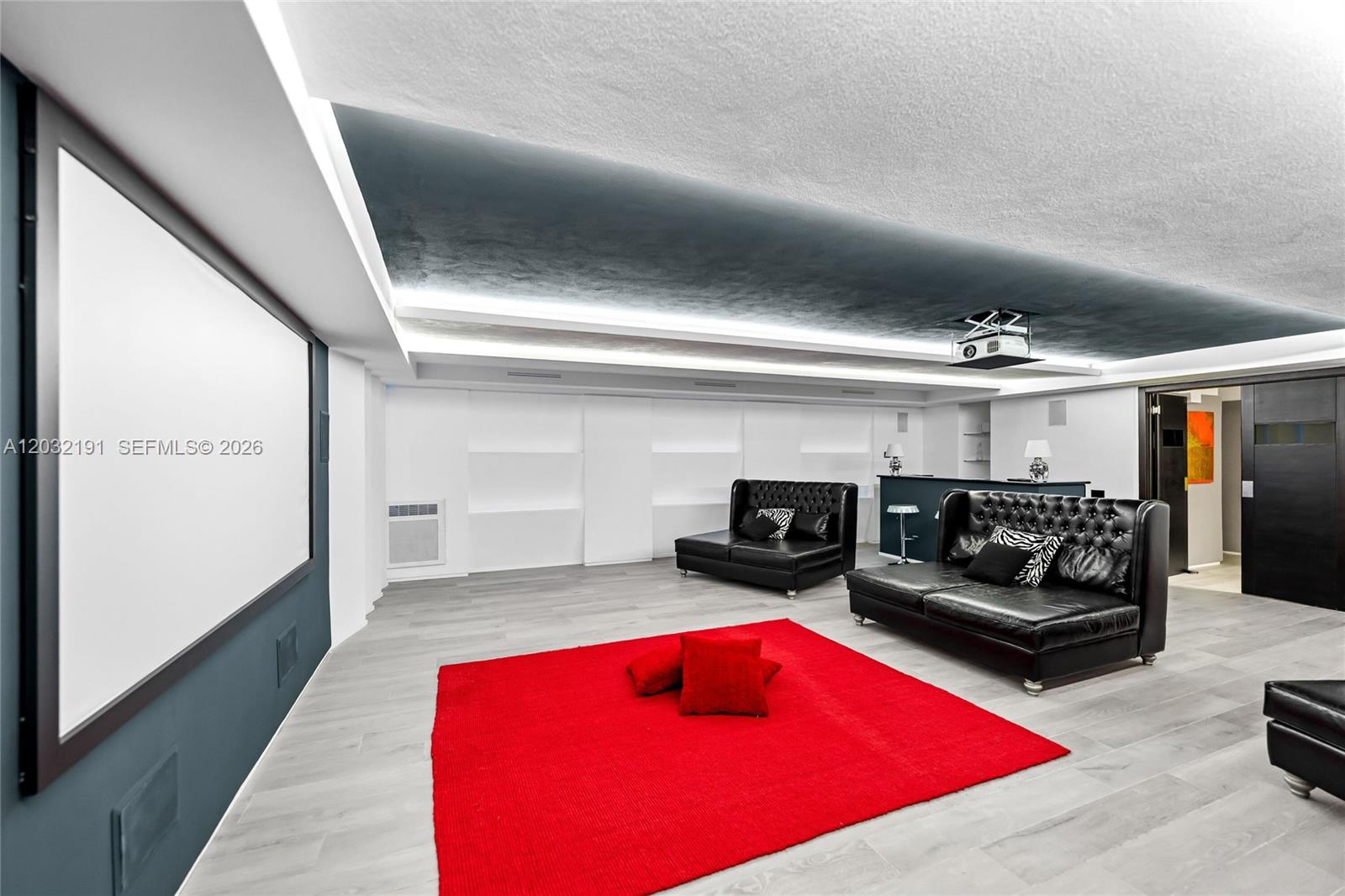 Luxury Real Estate Luxury Real Est Forte Dei Marmi Max Mlekus 