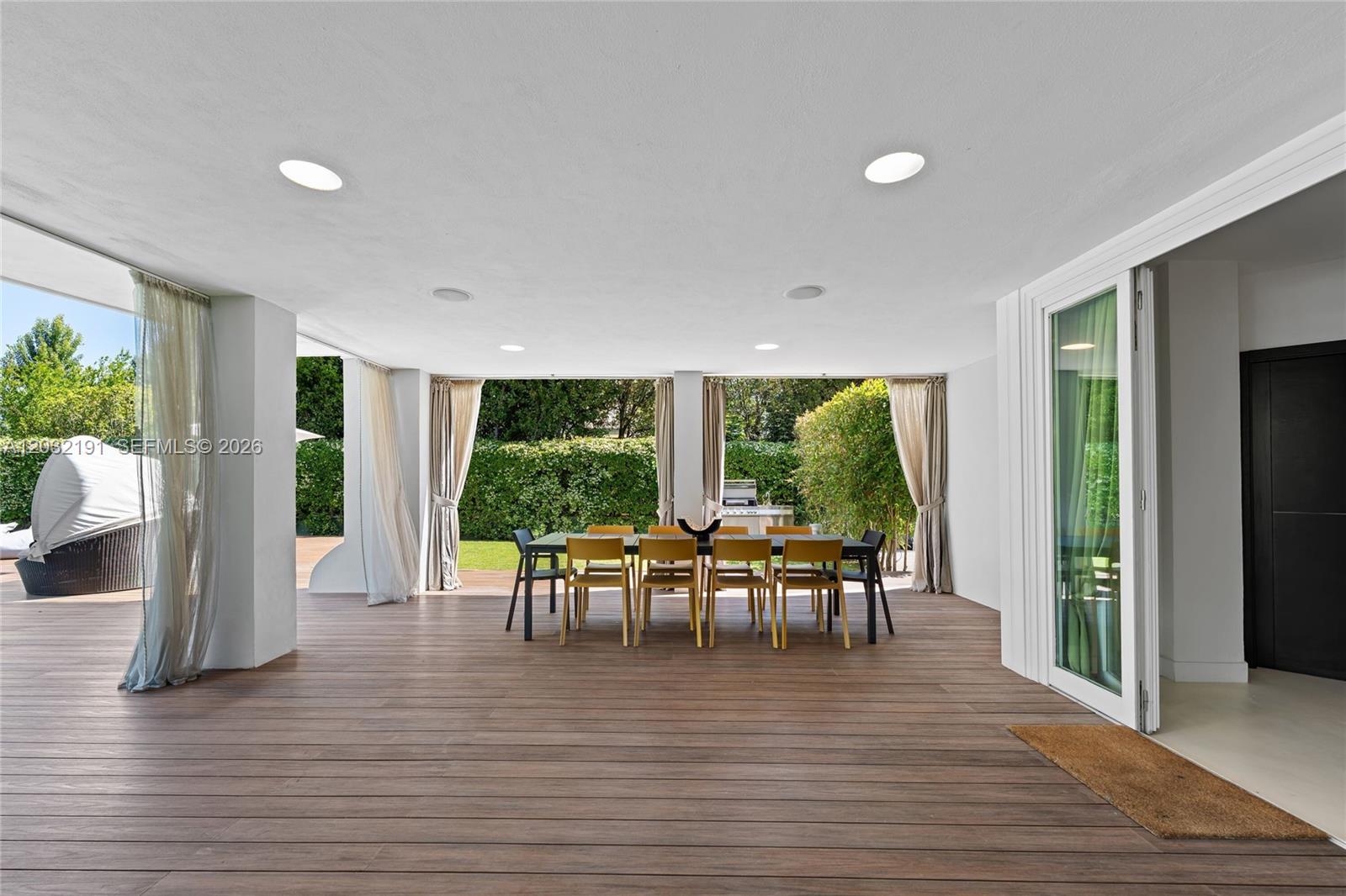 Luxury Real Estate Luxury Real Est Forte Dei Marmi Max Mlekus 