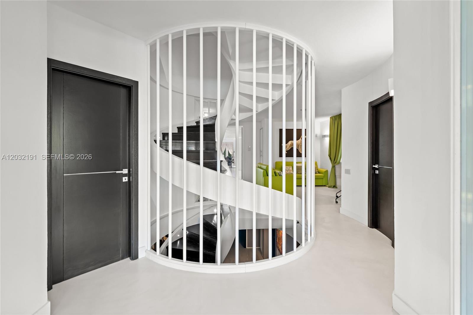 Luxury Real Estate Luxury Real Est Forte Dei Marmi Max Mlekus 
