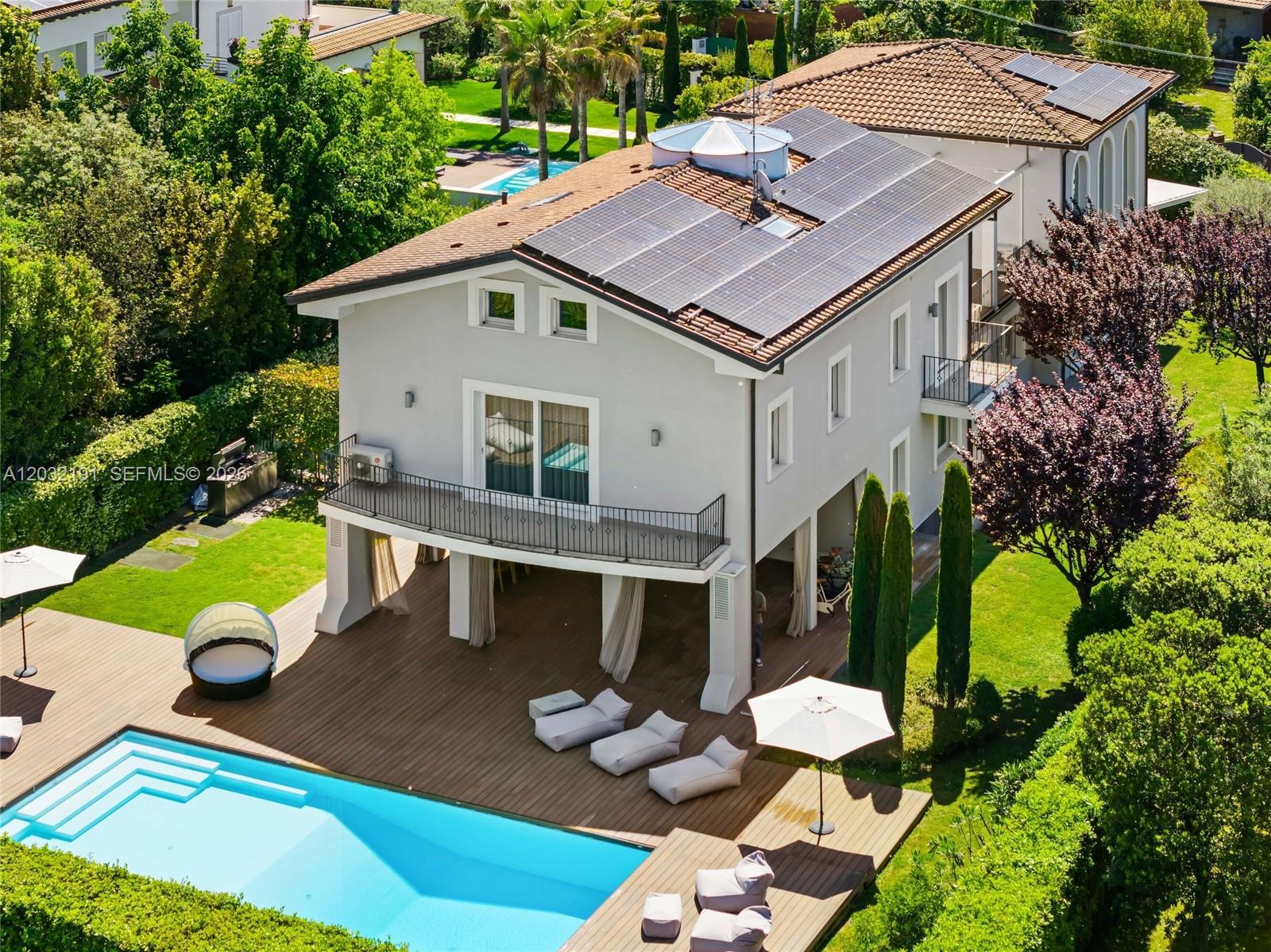 Luxury Real Estate Luxury Real Est Forte Dei Marmi Max Mlekus 