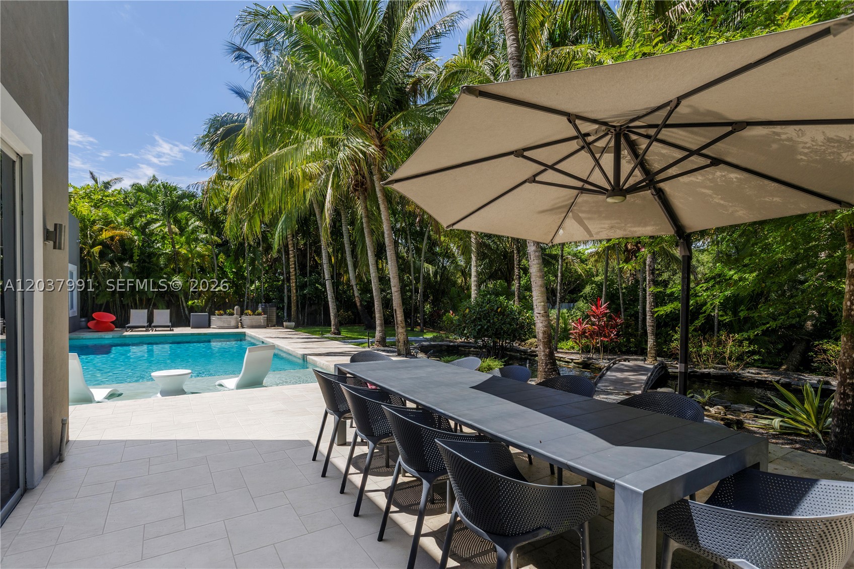 11900 Griffing Blvd Biscayne Park, FL 33161