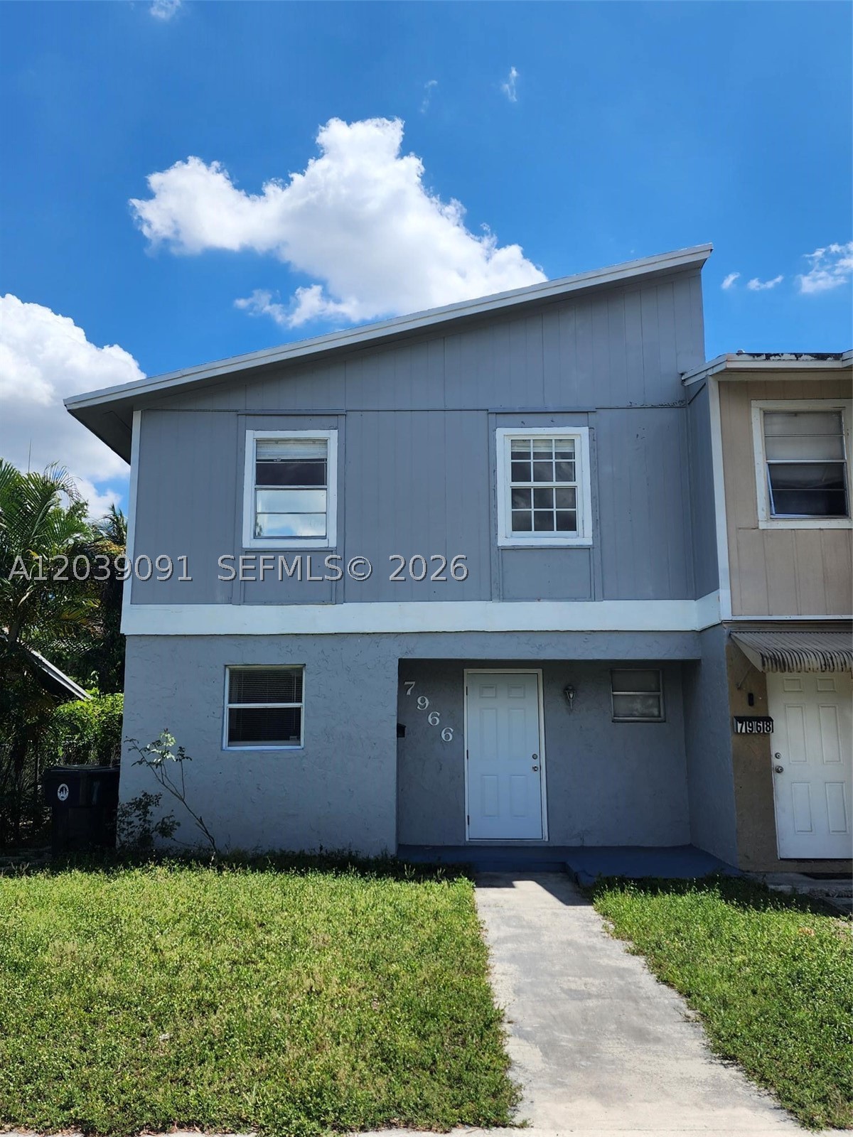 7966 SW 7th Ct