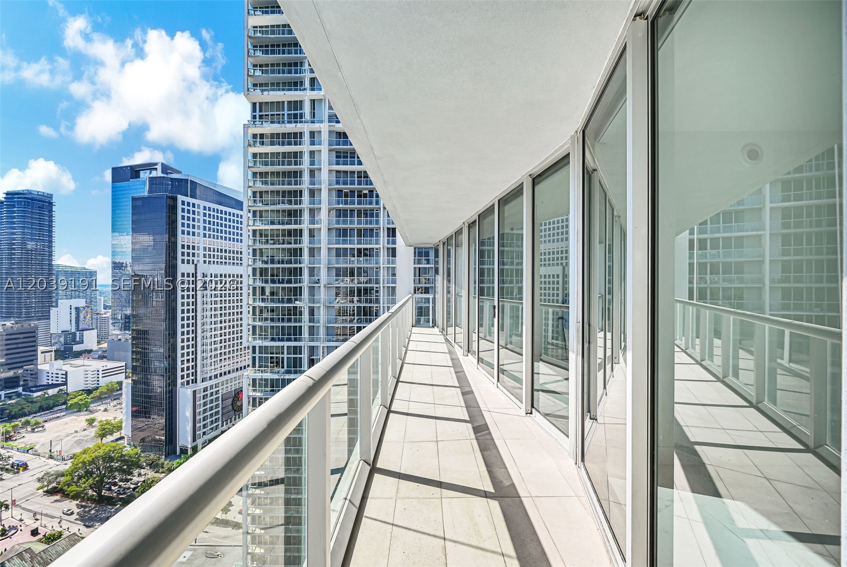 image Icon Brickell I1