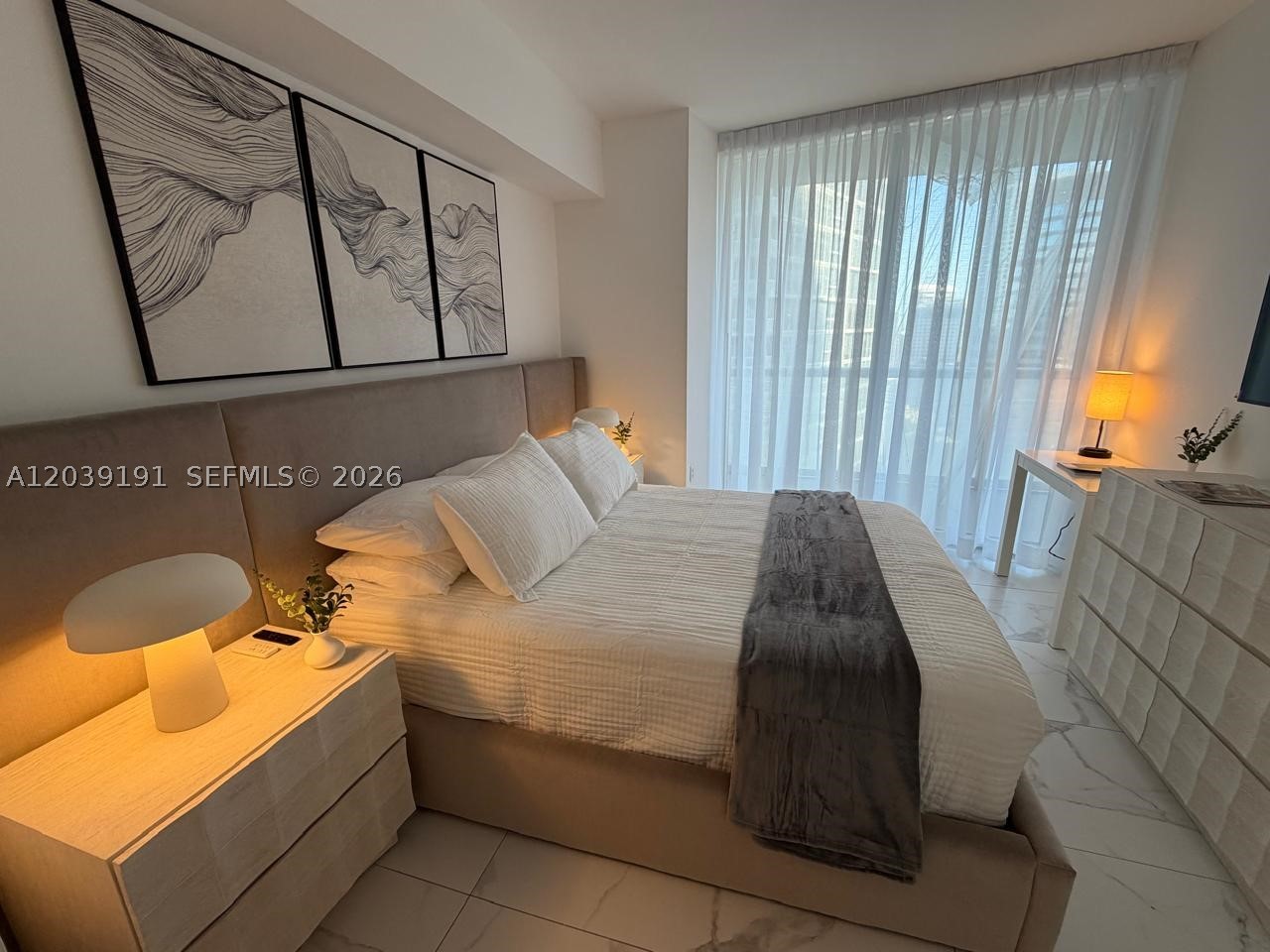 image Icon Brickell I34