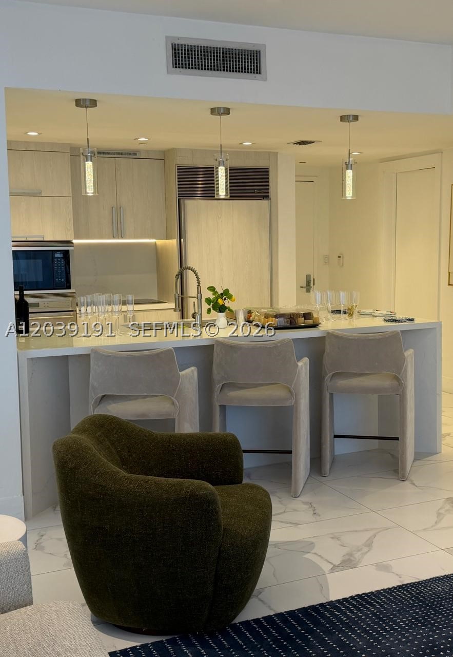 475 Brickell Ave #3113 Miami, FL 33131