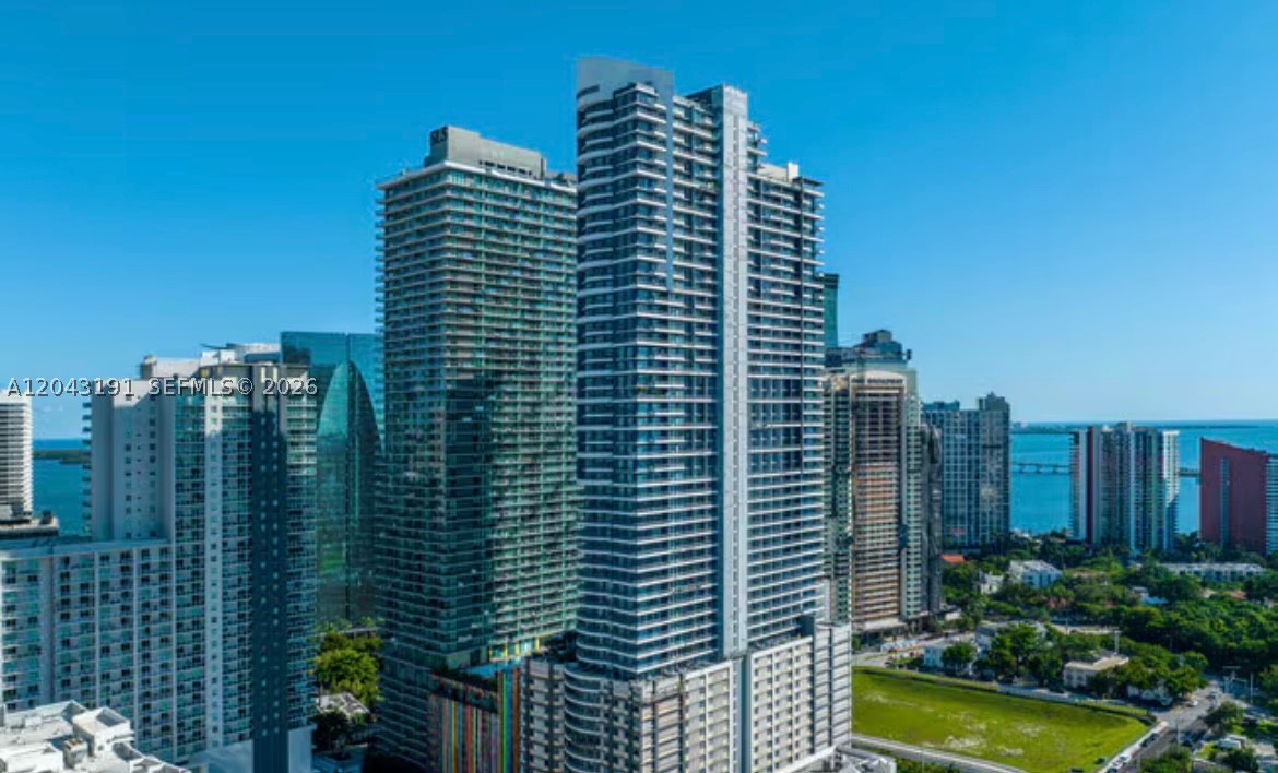 image Infinity at Brickell1