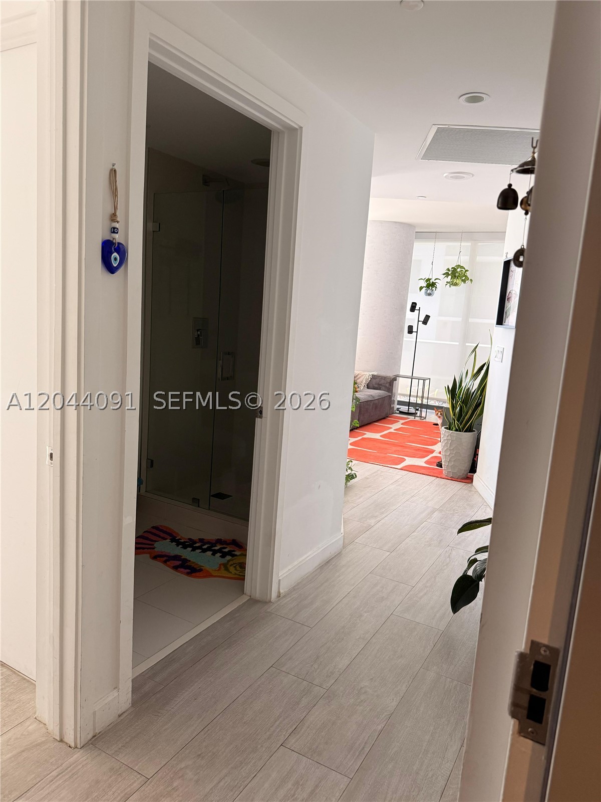 55 SW 9th St #2208 Miami, FL 33130