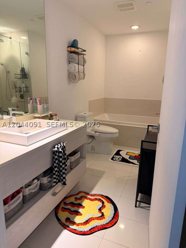 55 SW 9th St #2208 Miami, FL 33130