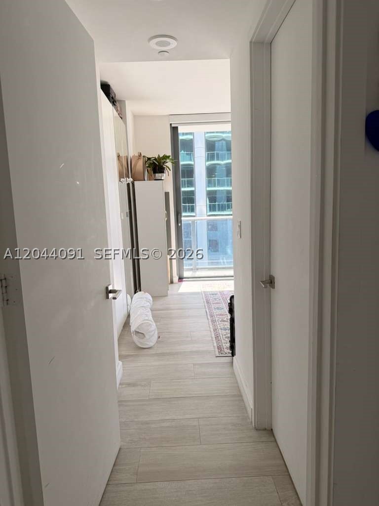 55 SW 9th St #2208 Miami, FL 33130