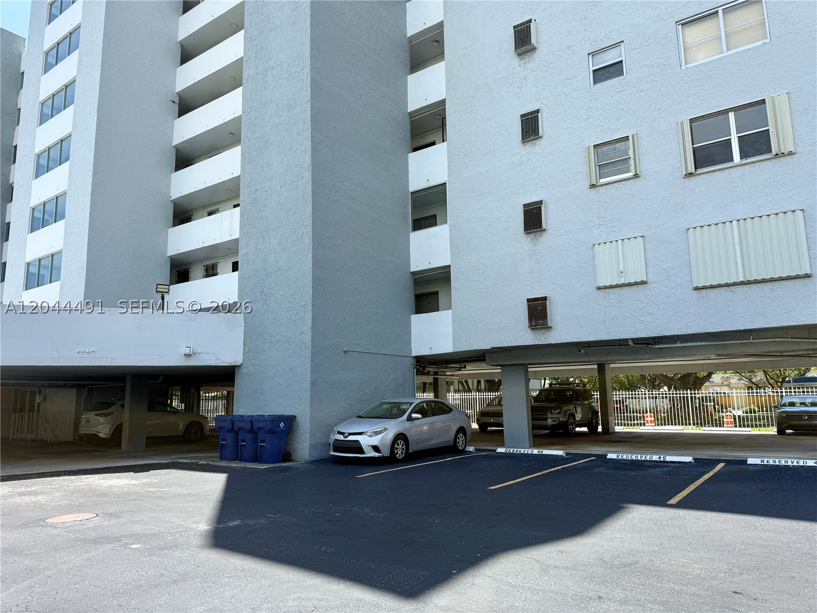2950 SW 3rd Ave #3C