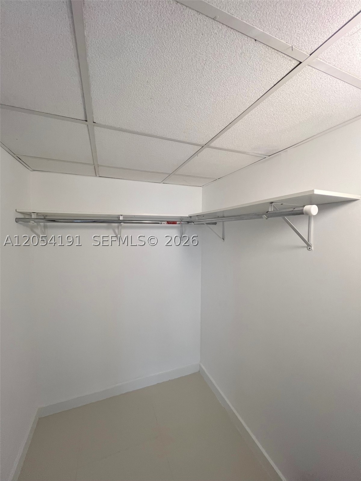image Icon Brickell II16