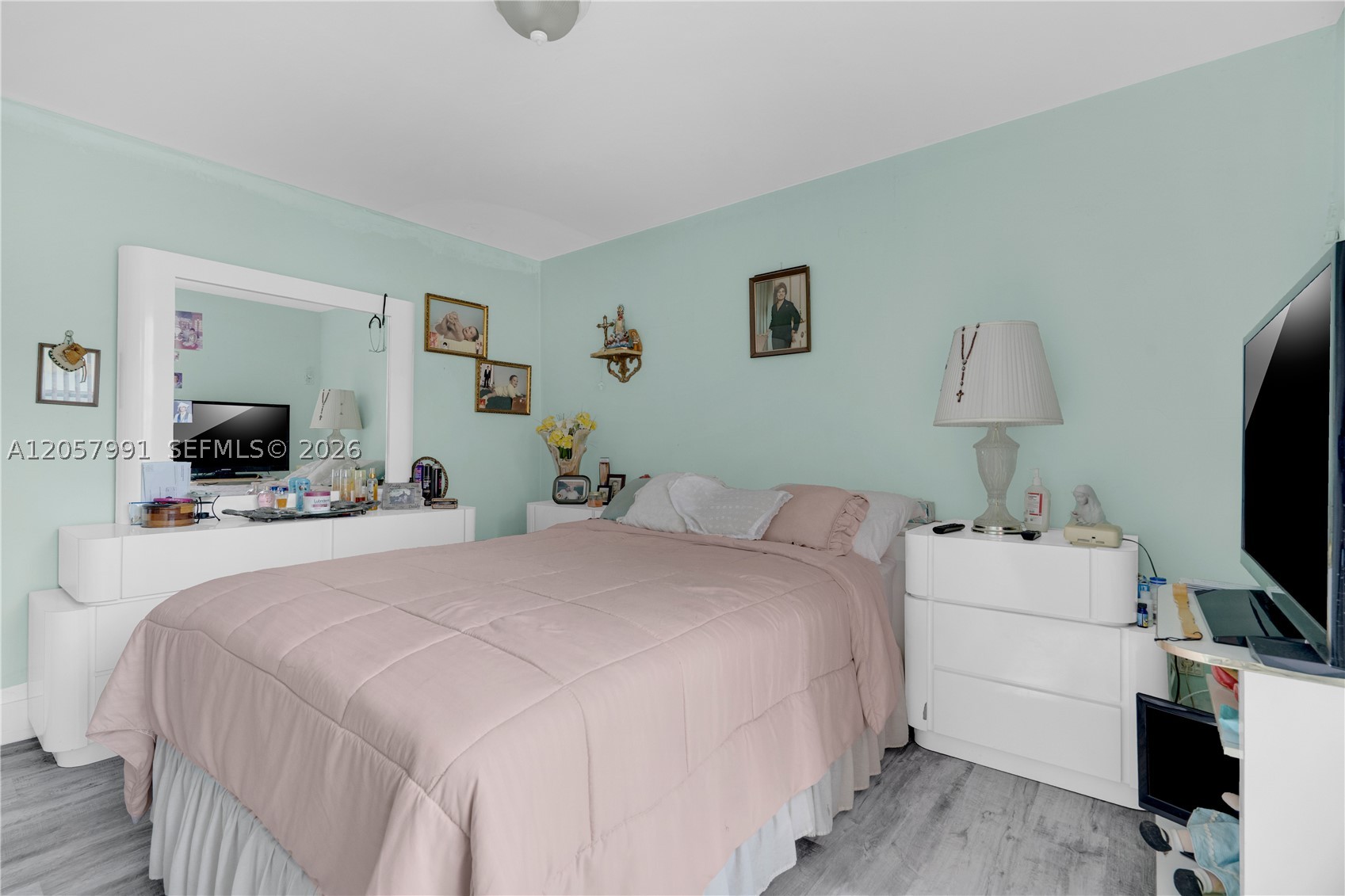 2204 SW 11th Ter Miami, FL 33135
