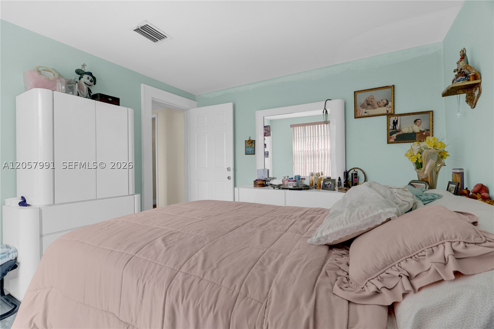 2204 SW 11th Ter Miami, FL 33135
