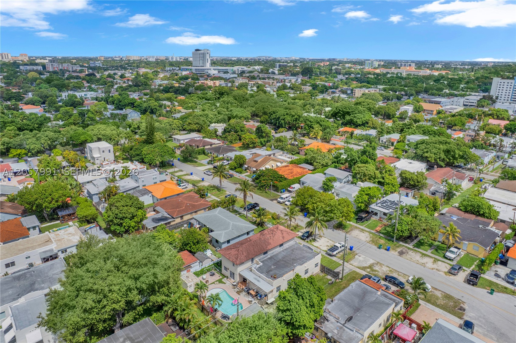 2204 SW 11th Ter Miami, FL 33135