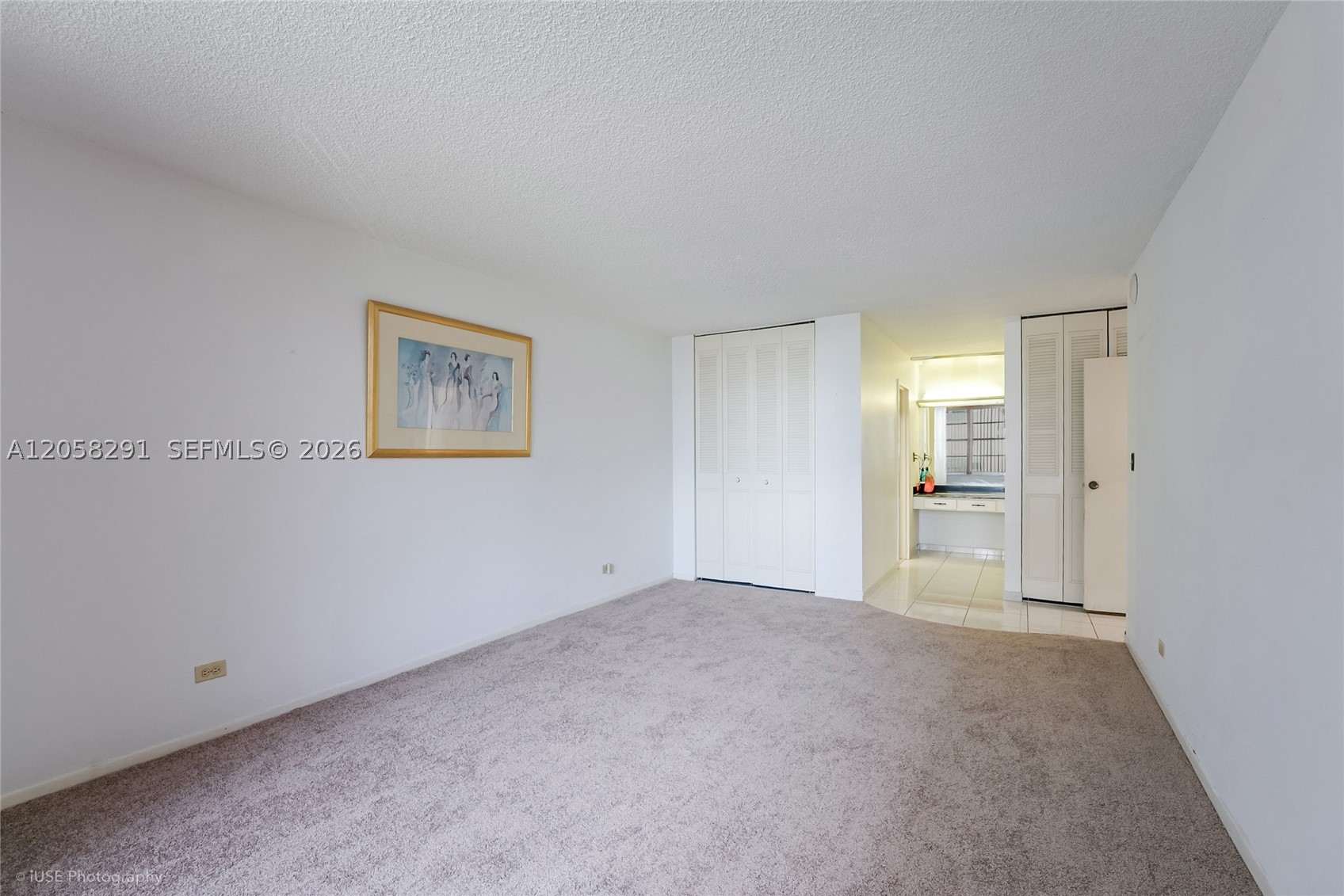 image Winston Towers 40013